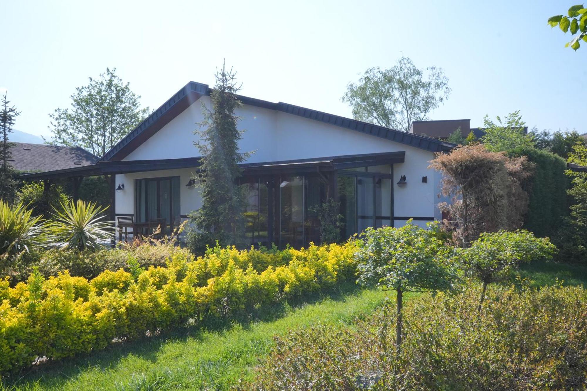Sapanca Cayir Cimen Otel Extérieur photo