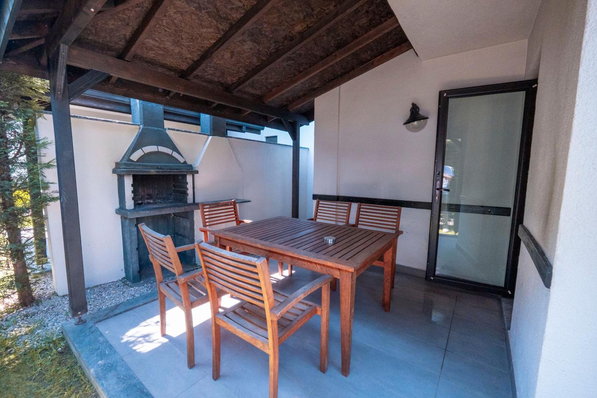 Sapanca Cayir Cimen Otel Extérieur photo